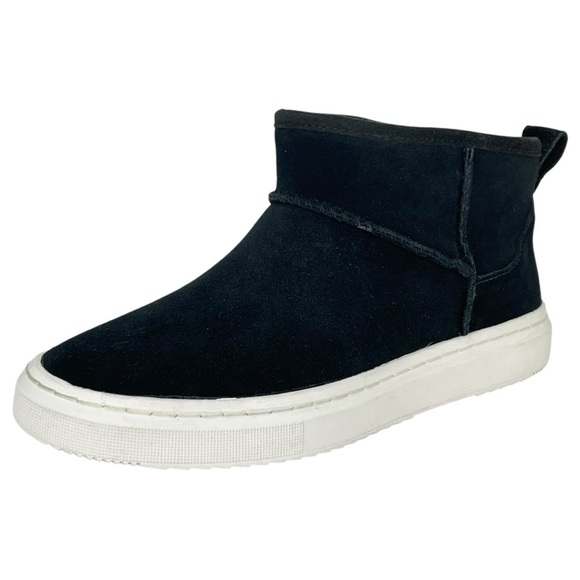 UGG Alameda Black Leather Womens Mini Boots Size 6M - Picture 2 of 11